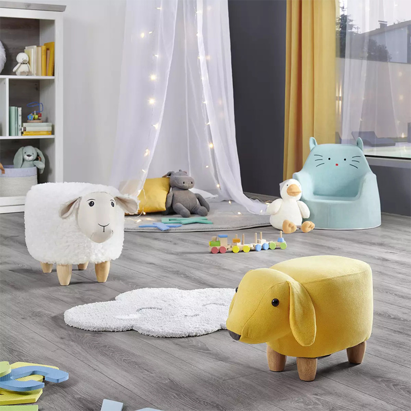 Pouf pour enfant en forme d'animal avec pieds en bois robustes et tissu doux